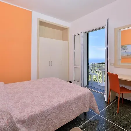 Elvira Lejlighedshotel Diano Marina