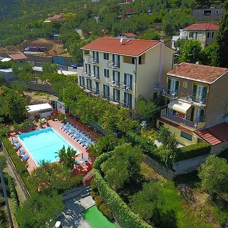 Elvira Lejlighedshotel Diano Marina